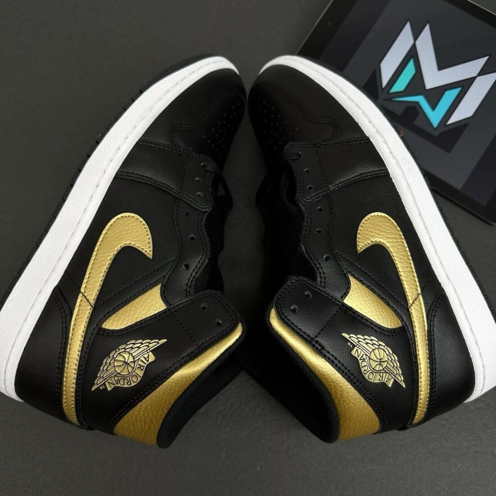 AIR JORDAN 1 MID BLAC/GOLD MEN'S US SIZE 10 BRAND NEW IN BOX